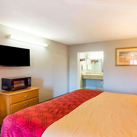 Econo Lodge Wichita Falls Downtown Exteriér fotografie