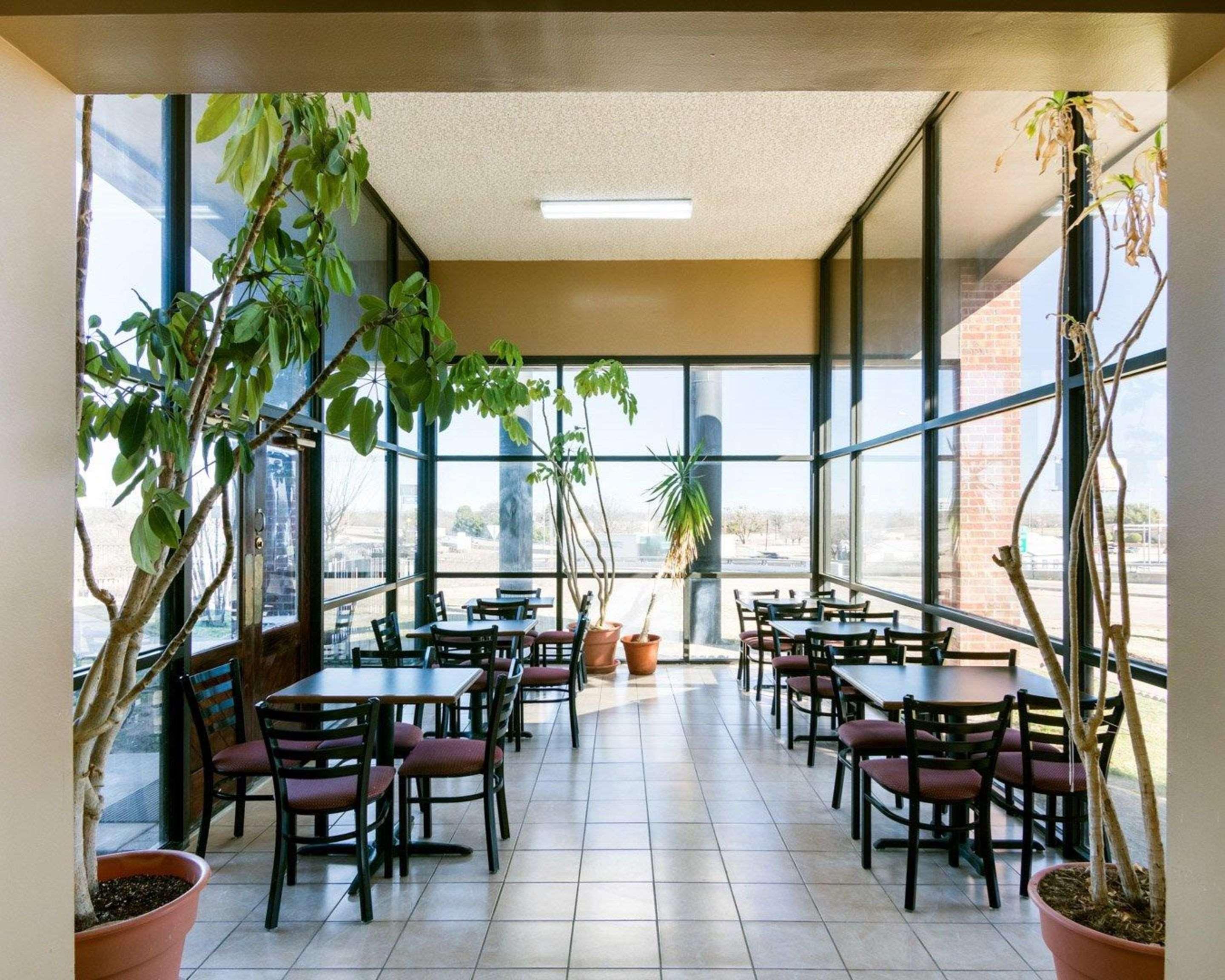 Econo Lodge Wichita Falls Downtown Exteriér fotografie